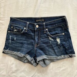 ⚡️ FLASH SALE Abercrombie low rise shortie jean shorts size 26